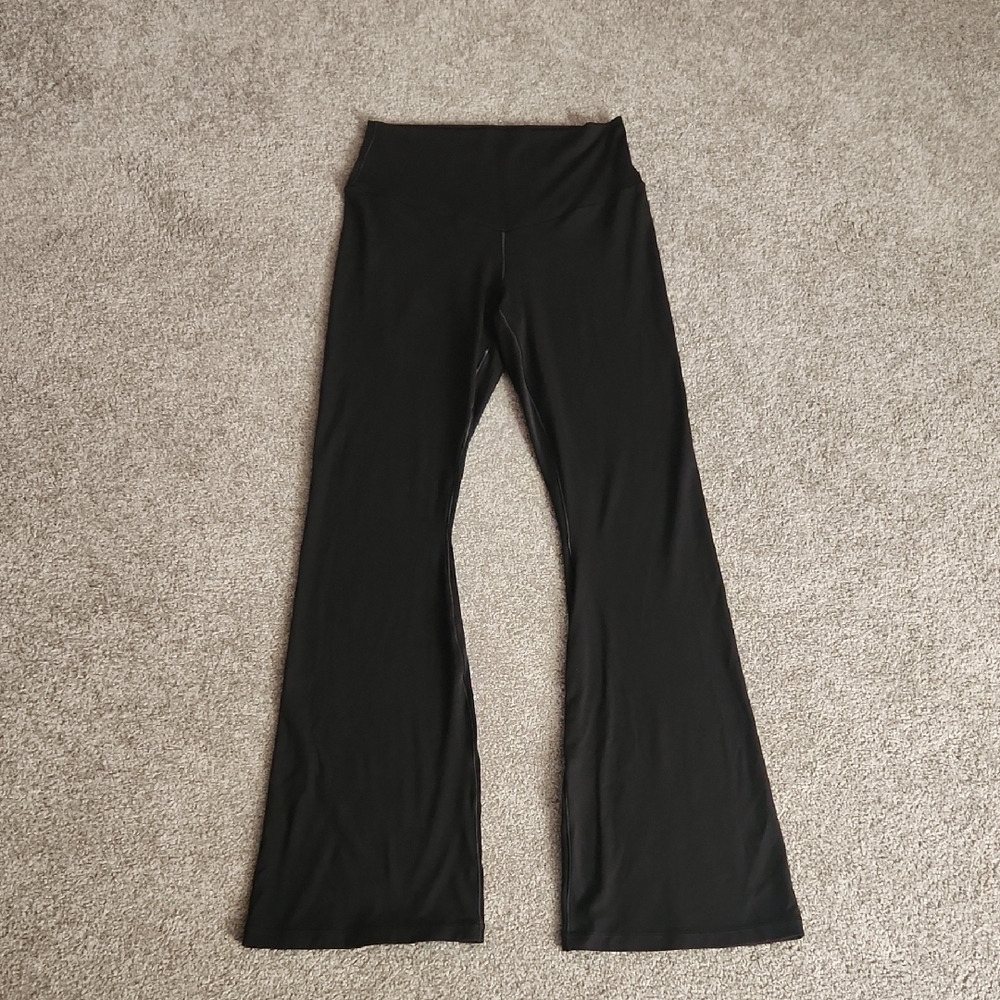 Offline by Aerie- Real Me Xtra Bootcut Hi-rise In Black